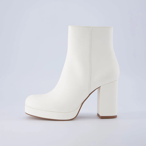 Dish Heeled Boot