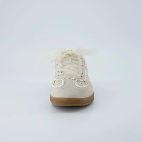 Belinda-K Lace Sneaker