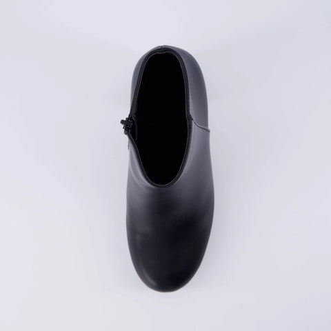 Dish Heeled Boot